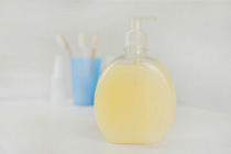 Мыло и моющие средства